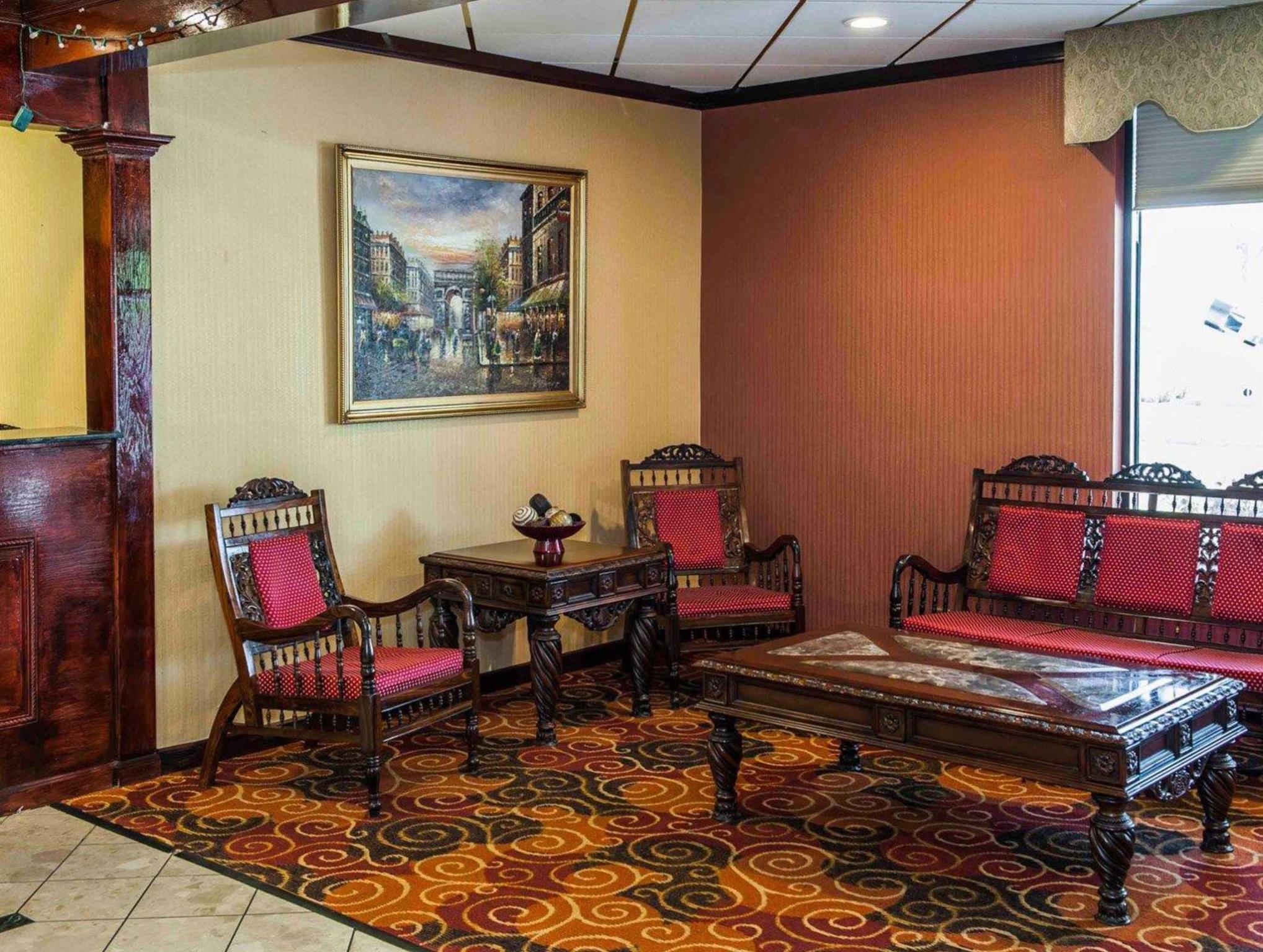 Travelodge By Wyndham Indianapolis Speedway Εξωτερικό φωτογραφία