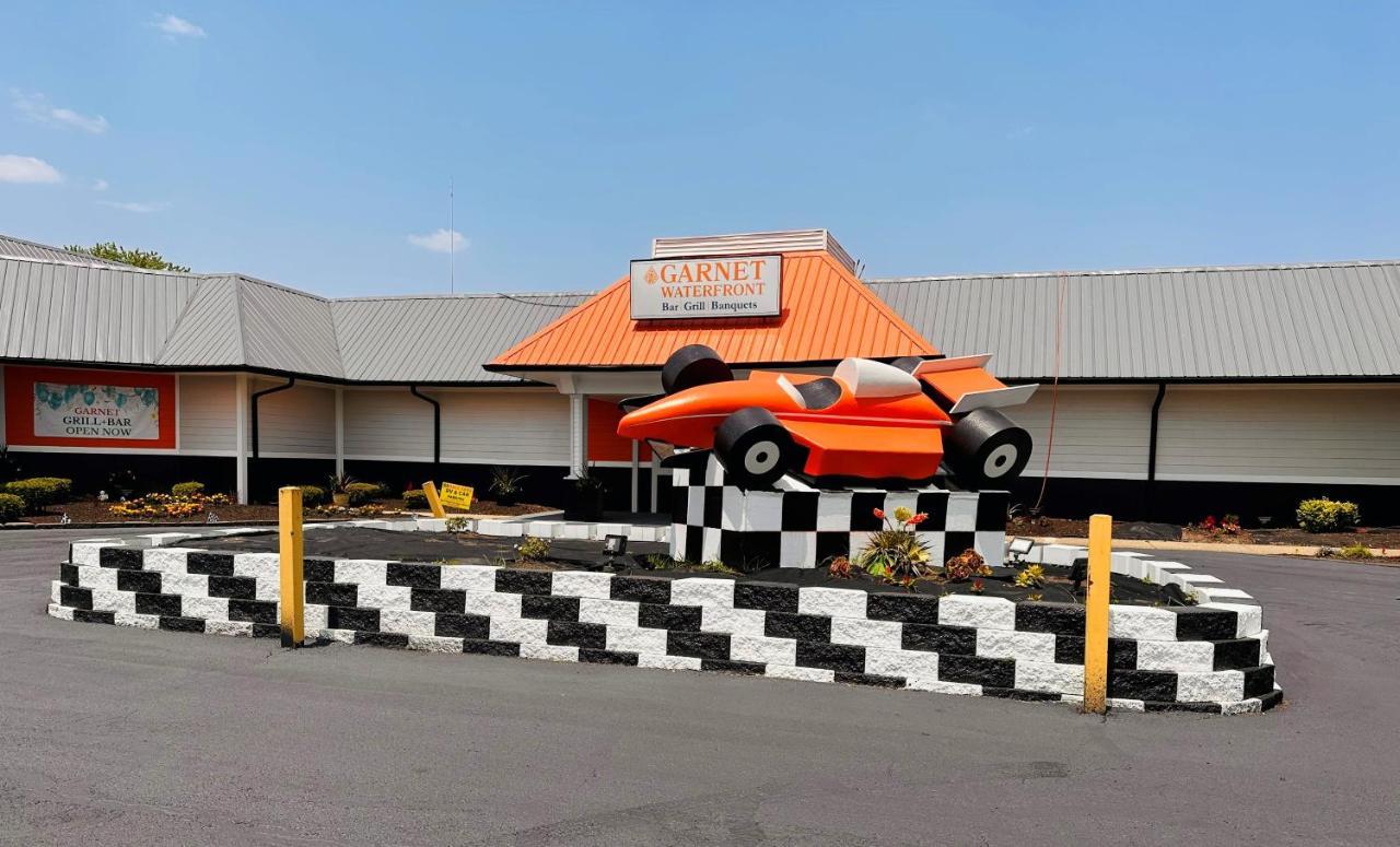 Travelodge By Wyndham Indianapolis Speedway Εξωτερικό φωτογραφία